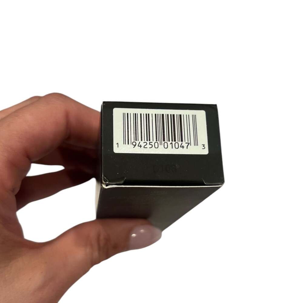 Laura Mercier Real Flawless Weightless Perfecting Waterprf Foundation 2N1 Cashew - Picture 7 of 8